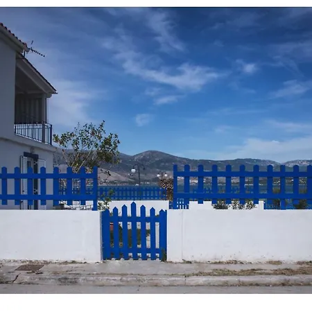 The Blue Door Lixúri