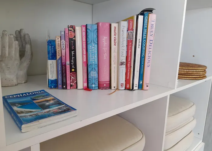 The Blue Door Tatil Evi